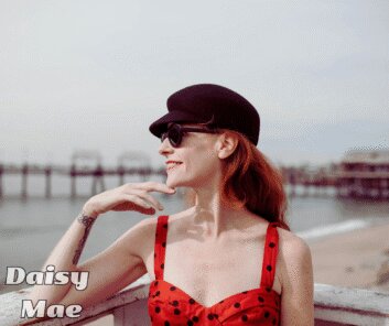 What Age Is a Cougar? When Older Women Get the Cougar Status